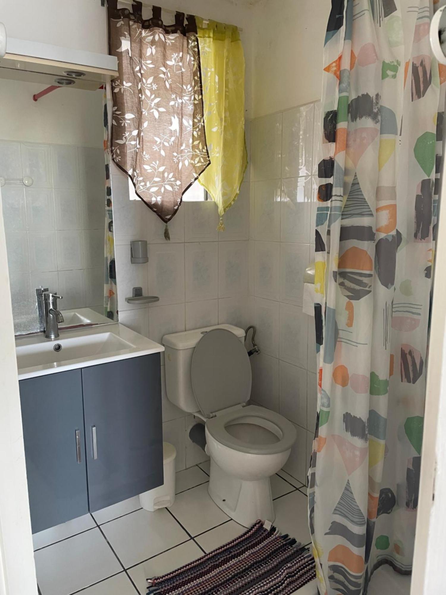 Studio 40M2 Saint Gilles Les Bains Exteriör bild